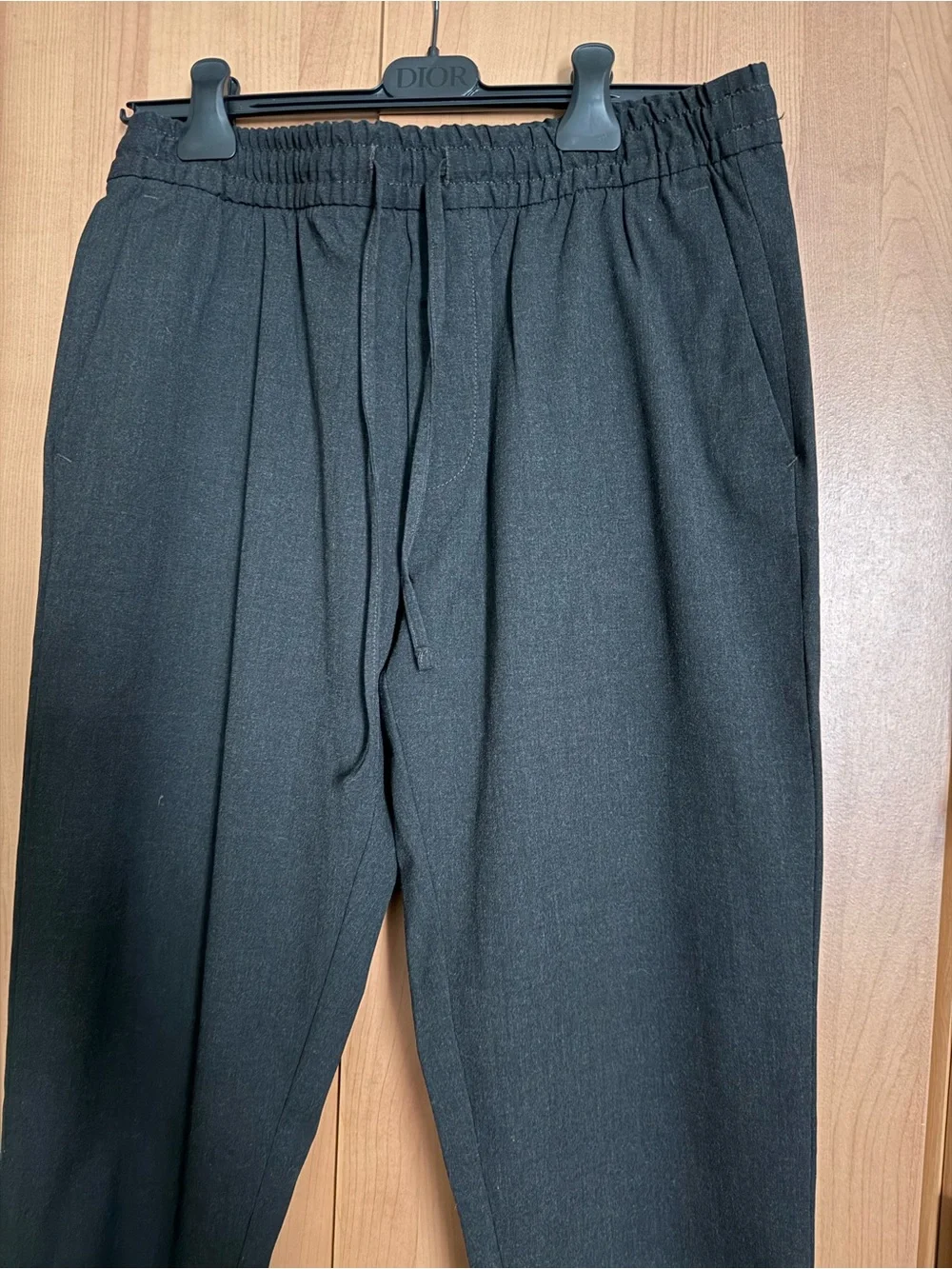 Banana Republic athletic tapered fit slim flight pants- dark charcoal,size M
